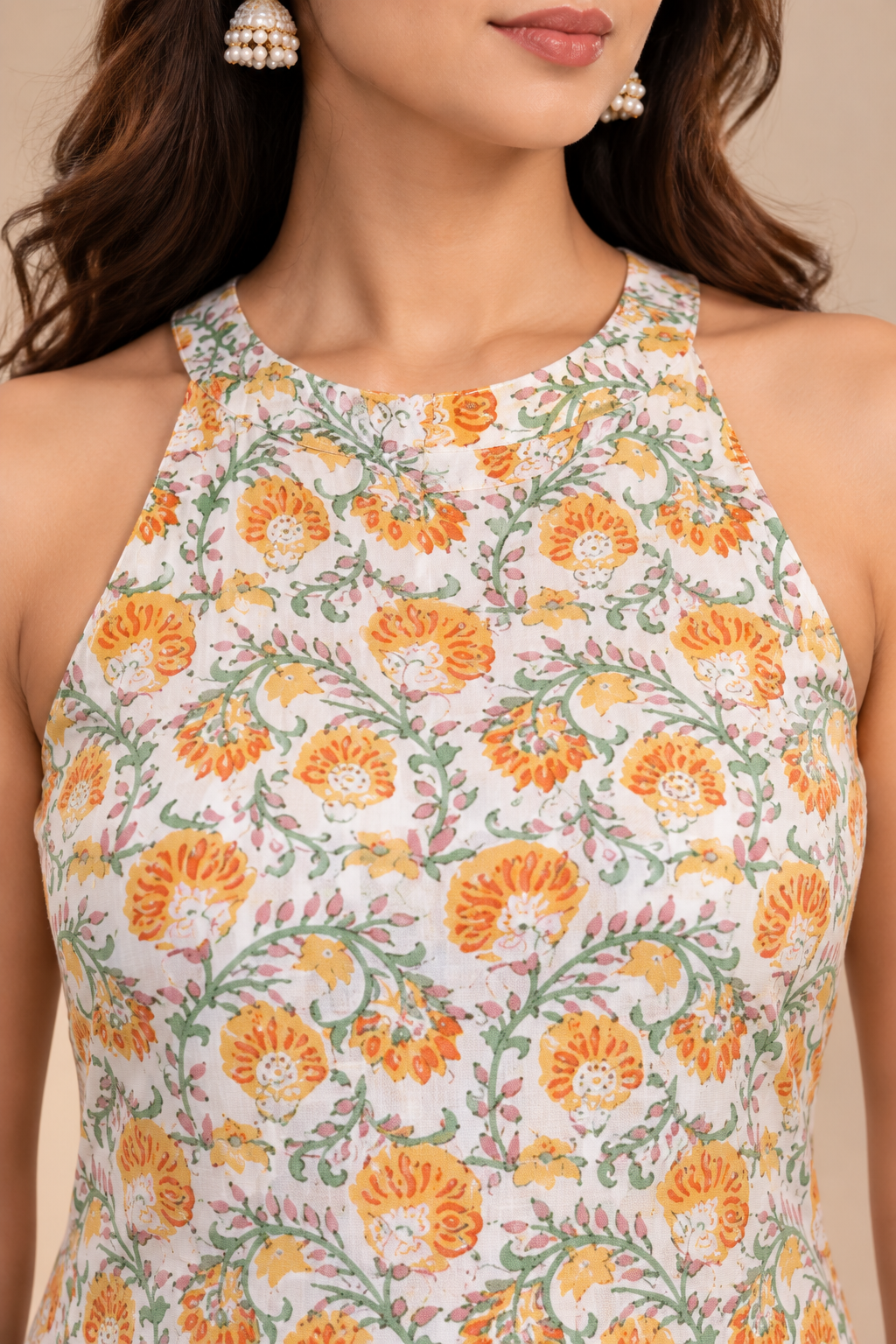 Ivory Daisy Sleeveless Top